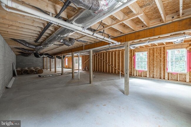 Building Photo - 307 Larkspur Rd