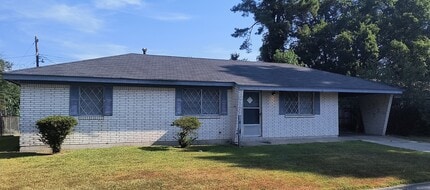 Building Photo - 4809 Kisatchie Ave
