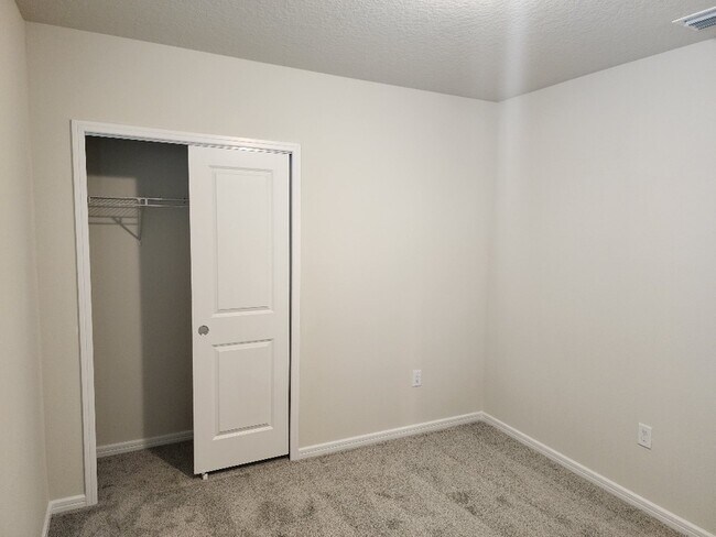 Building Photo - 1634 Delightful Dr