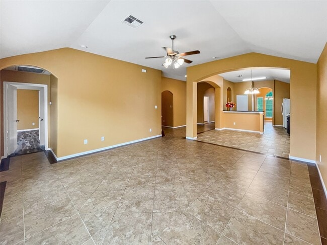 Building Photo - 9303 Daisy Cove Ln