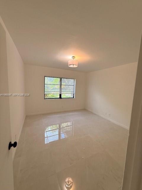 Building Photo - 3101 Oakland Shores Dr