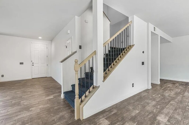 Building Photo - 5539 Nanday Ct