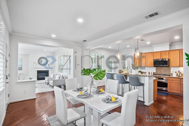 Building Photo - 28530 Gulfport Cir