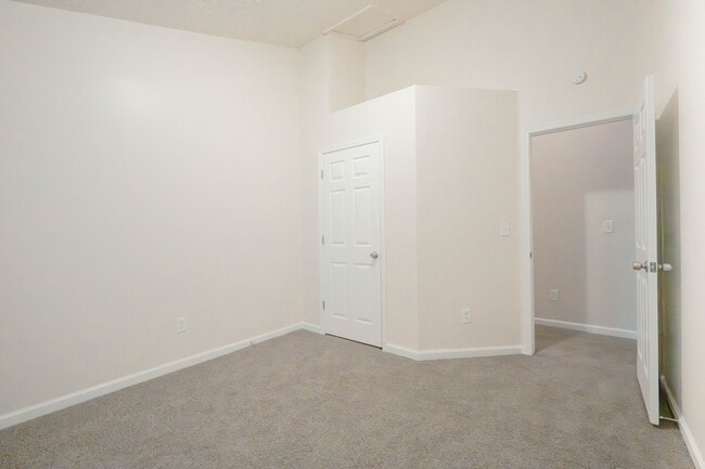 Building Photo - 1195 Kibbe Cir NW