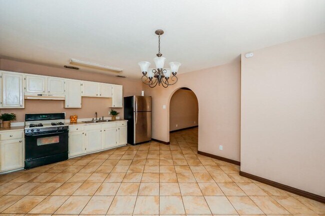 Building Photo - 11811 Fawn Dr