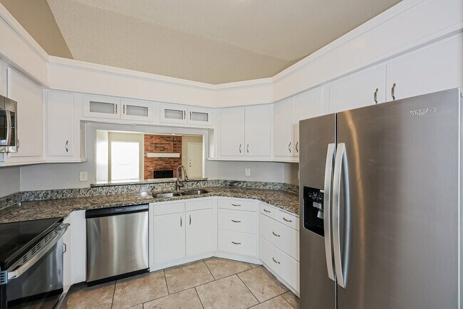 Building Photo - 4214 Worth Forest Dr