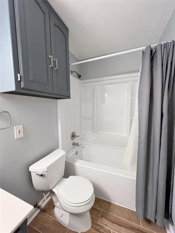 Building Photo - 408 W Morton Ave