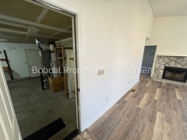 Building Photo - 326 Sandalwood Dr