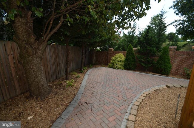 Building Photo - 7538 Cross Gate Ln