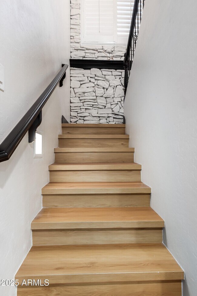 Building Photo - 3759 S Dew Drop Ln