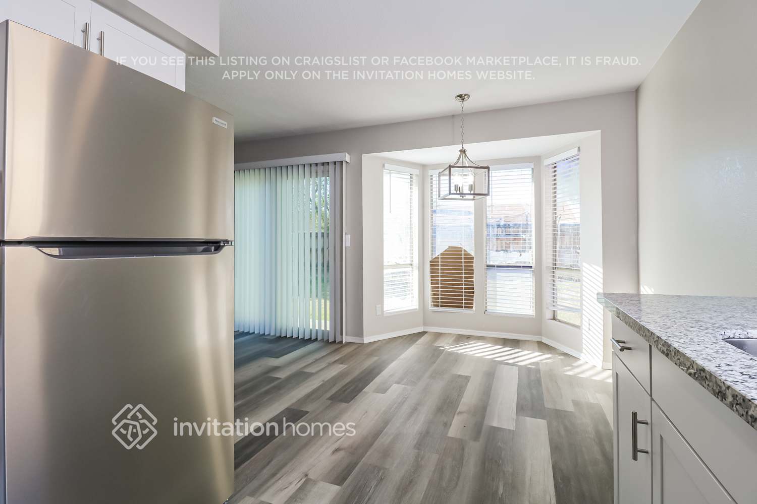 Building Photo - 8937 W Malapai Dr