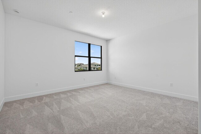 Building Photo - 10026 Skyloft St