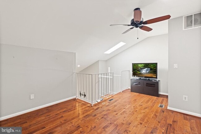 Building Photo - 12317 Wadsworth Way