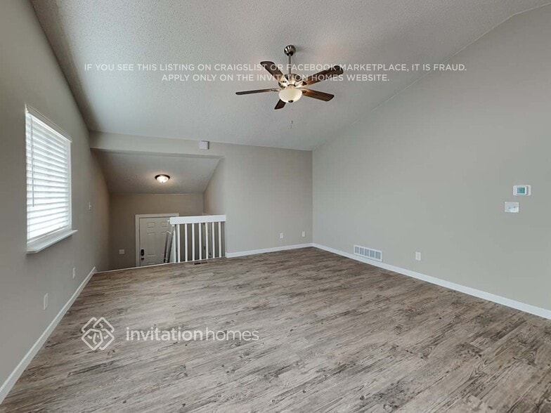 Building Photo - 6925 Weeping Willow Dr