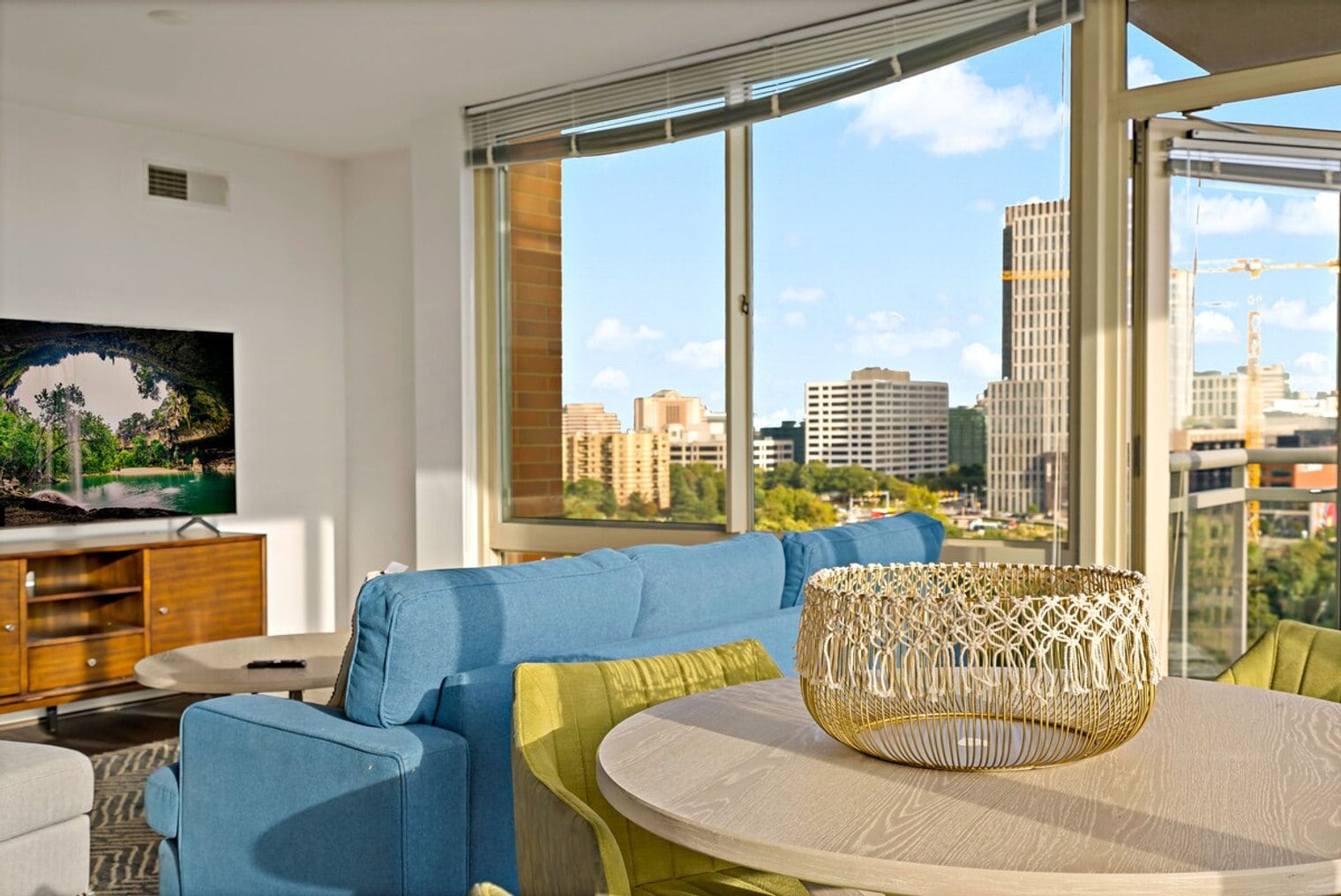 Building Photo - 8516 Leesburg Pike