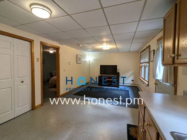 Building Photo - 31 Joey Ln