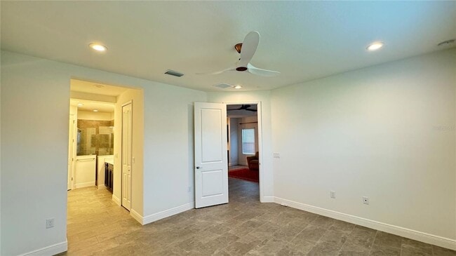 Building Photo - 14608 Barefoot Ln