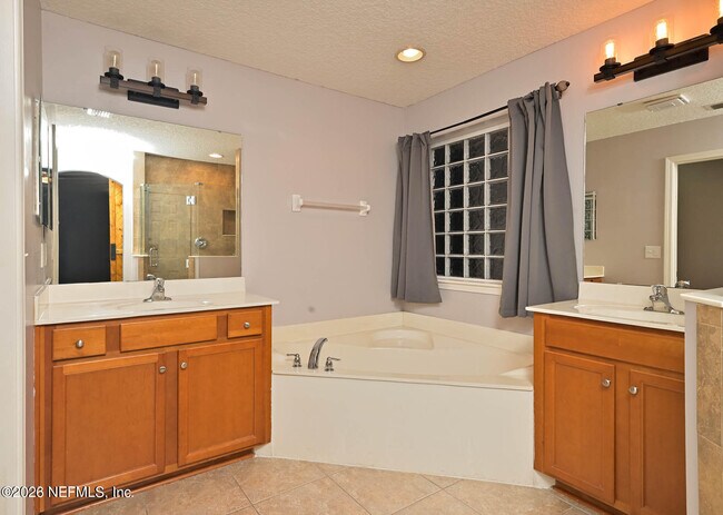 Building Photo - 491 Candlebark Dr