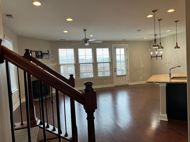 Building Photo - Luxury Townhome at The Enclave at Harpeth Village in Bellevue