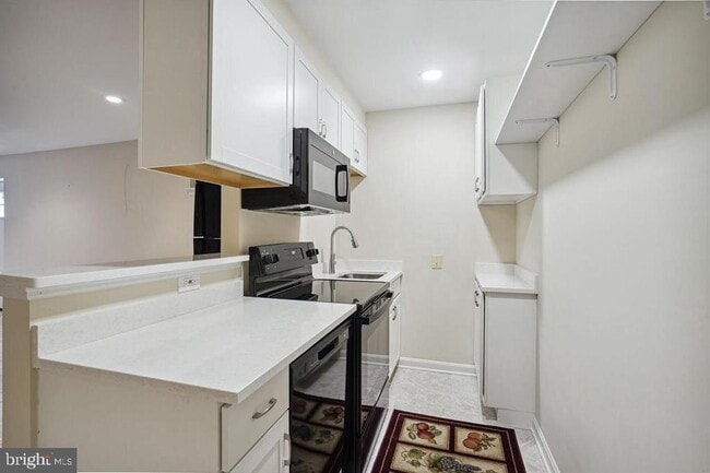 Building Photo - 6136 Deer Ridge Trail