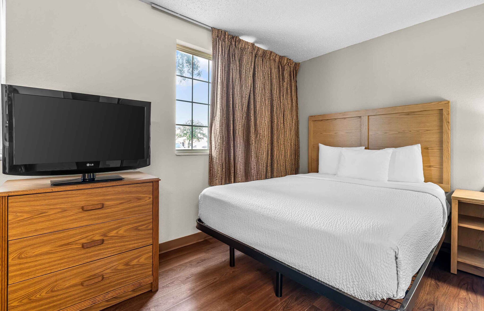 Building Photo - Furnished Studio-Dallas - Plano Parkway