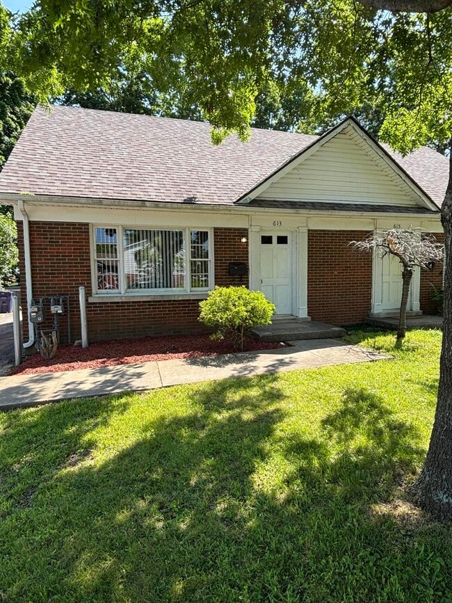 Primary Photo - 613 Anniston Dr