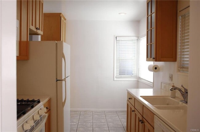 Building Photo - 2619 W 176th Ct