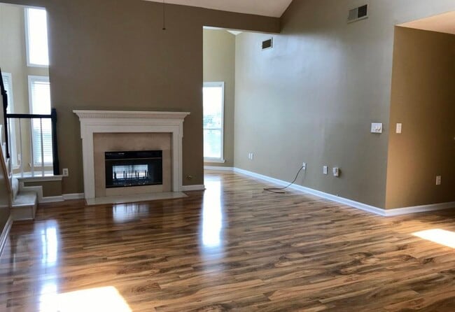 Living room - 611 McGill Park Ave NE