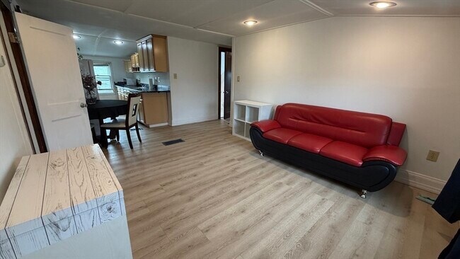 Building Photo - 25 Broadway