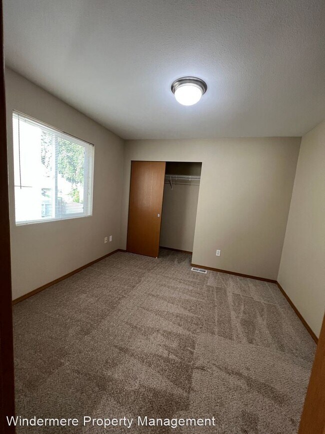 Building Photo - 3 br, 2.5 bath House - 6878 Aquene Loop Ne