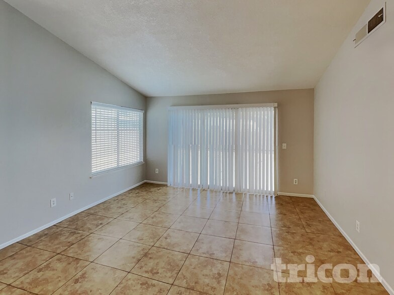 Building Photo - 1648 Trish Ln