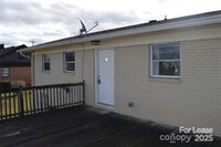 Building Photo - 2166 Old Mountain Rd