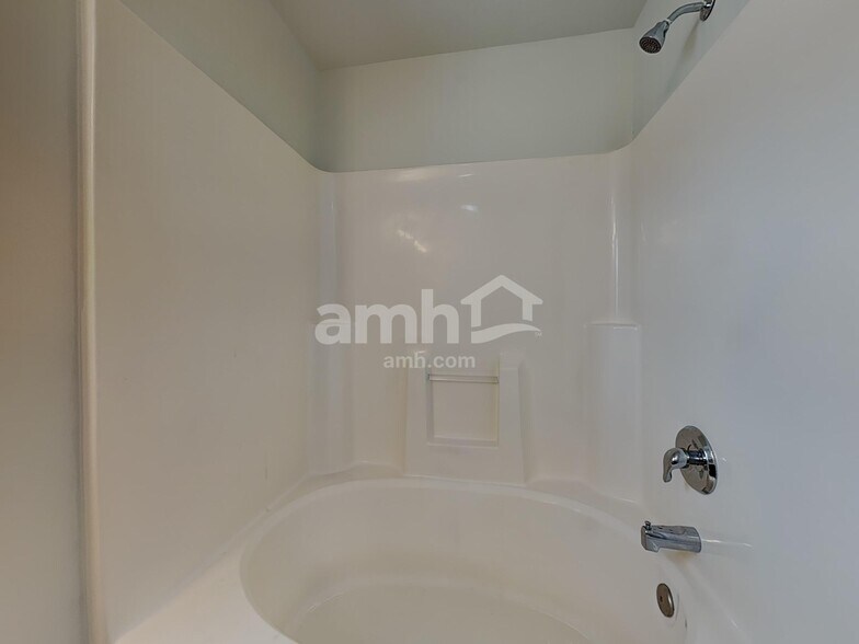 Building Photo - 9611 Cayenne Dr