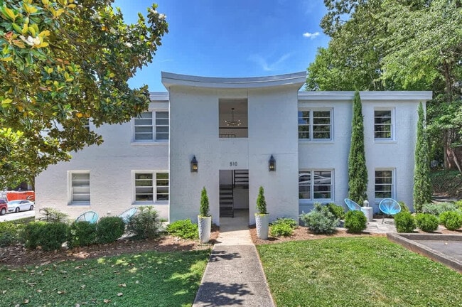 Building Photo - 510 Queens Rd