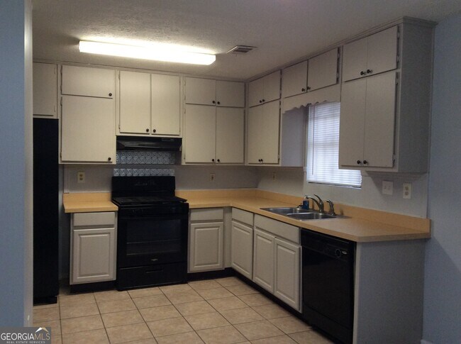 Building Photo - 3667 Chimney Ridge Ct