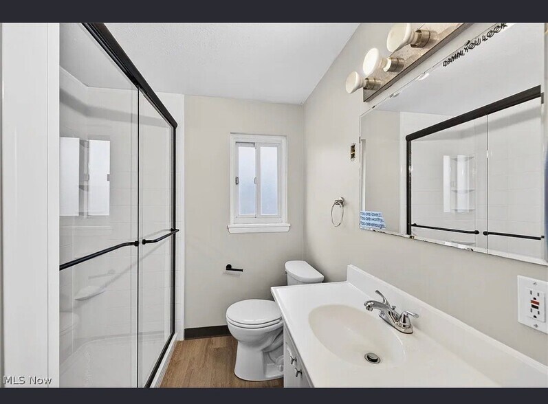 Building Photo - 1597 Lee Terrace Dr