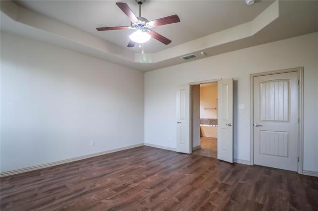 Building Photo - 6805 San Fernando Dr