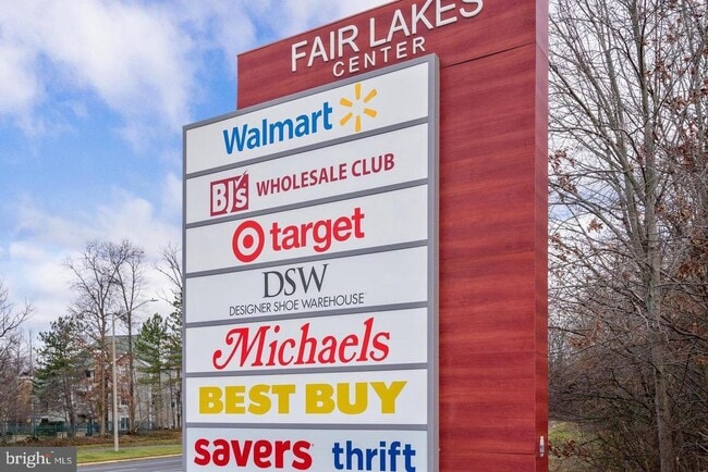 Building Photo - 13134 Madonna Ln