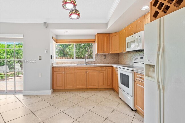 Building Photo - 20001 NW 62nd Ct