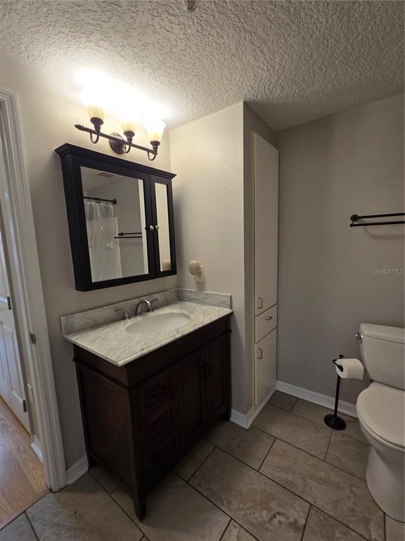 Building Photo - 1910 E Palm Ave