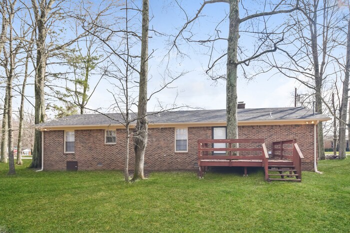 Building Photo - 26965 Pine Dr