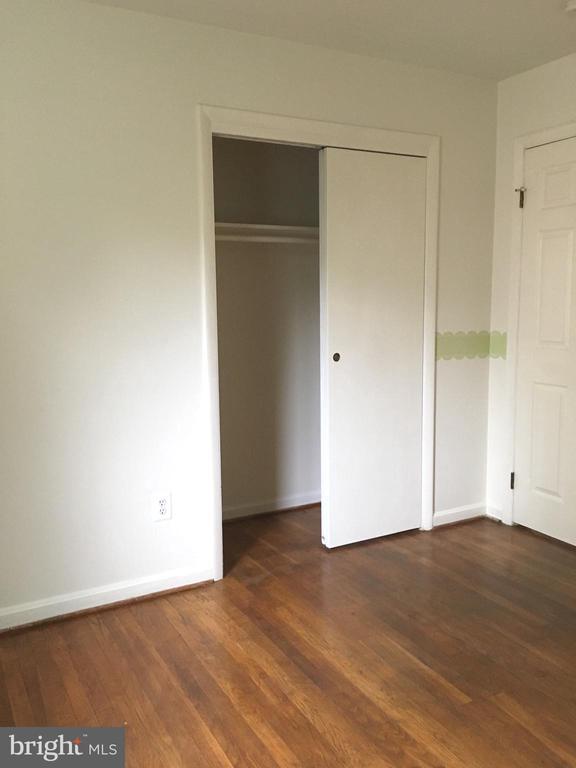 Building Photo - 9204 Bardon Rd