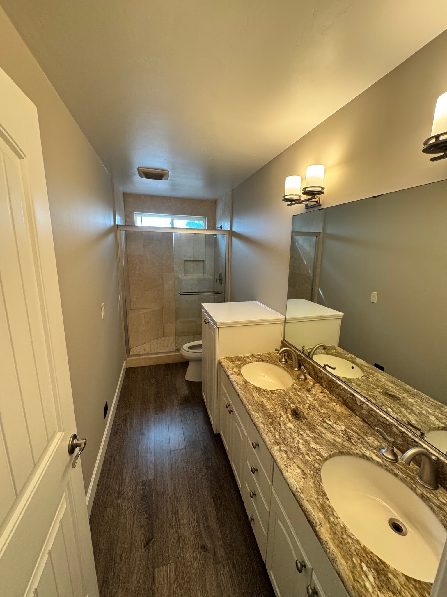 Building Photo - 1176 Dawnridge Ave