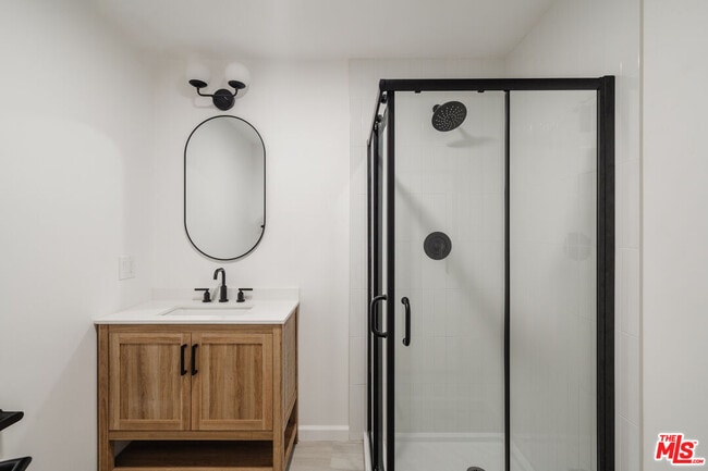 Building Photo - 1147 Horn Ave