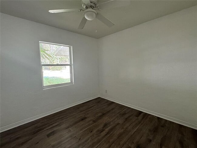 Building Photo - 611 S Seneca Blvd