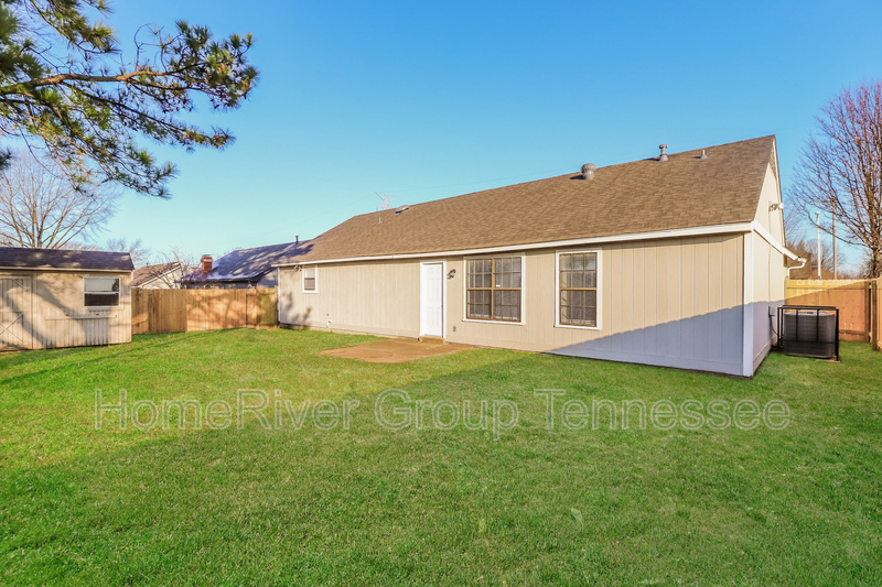 Building Photo - 7355 Hillshire Dr