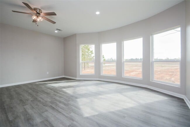 Building Photo - 12328 N Chestnut Hls Dr