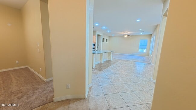 Building Photo - 3742 E Comstock Dr