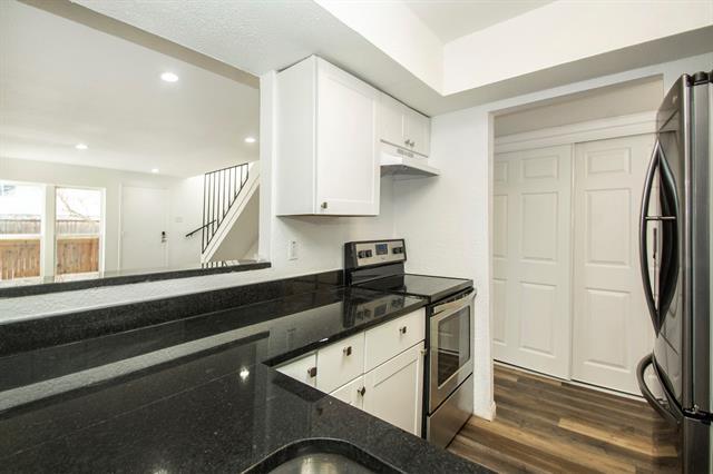 Building Photo - 2611 Via Cordova