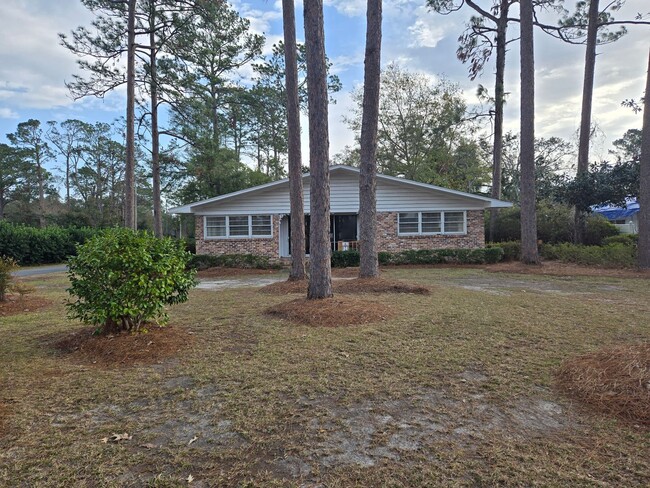 Primary Photo - Beautiful Home in Valdosta, Ga!